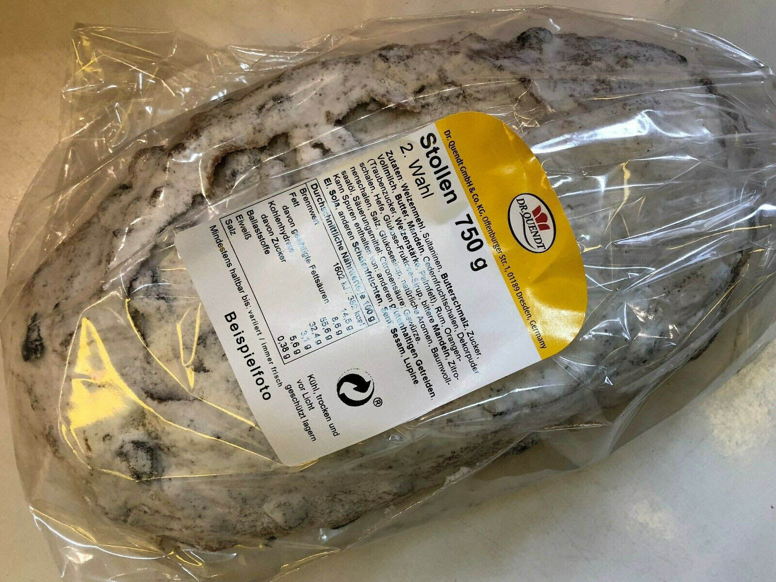 Stollen 1kg II. Wahl  von Dr. Quendt GmbH aus Dresden Rosinenstollen MHD: 02/2026
